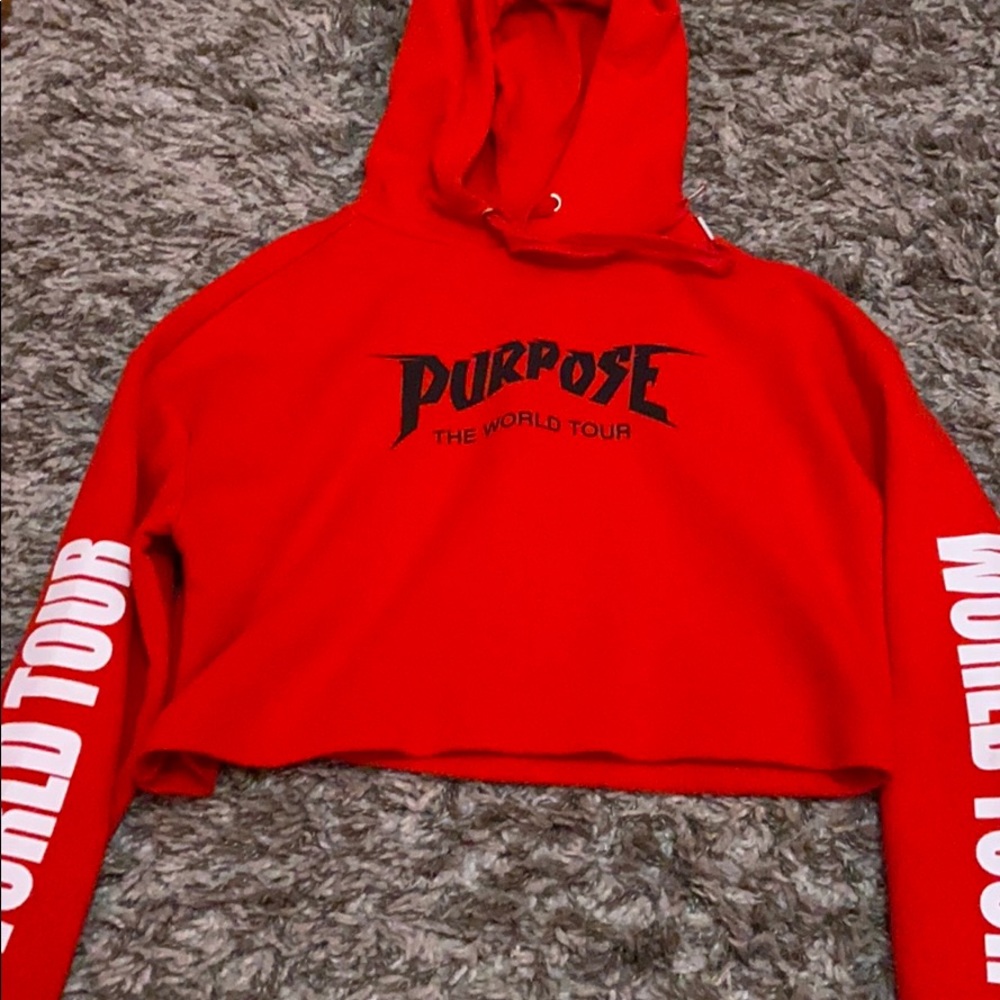 Cropped hoodie